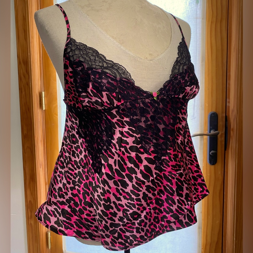 betsey johnson intimates size large